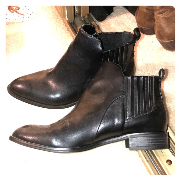 Black ankle boots - Picture 1 of 2